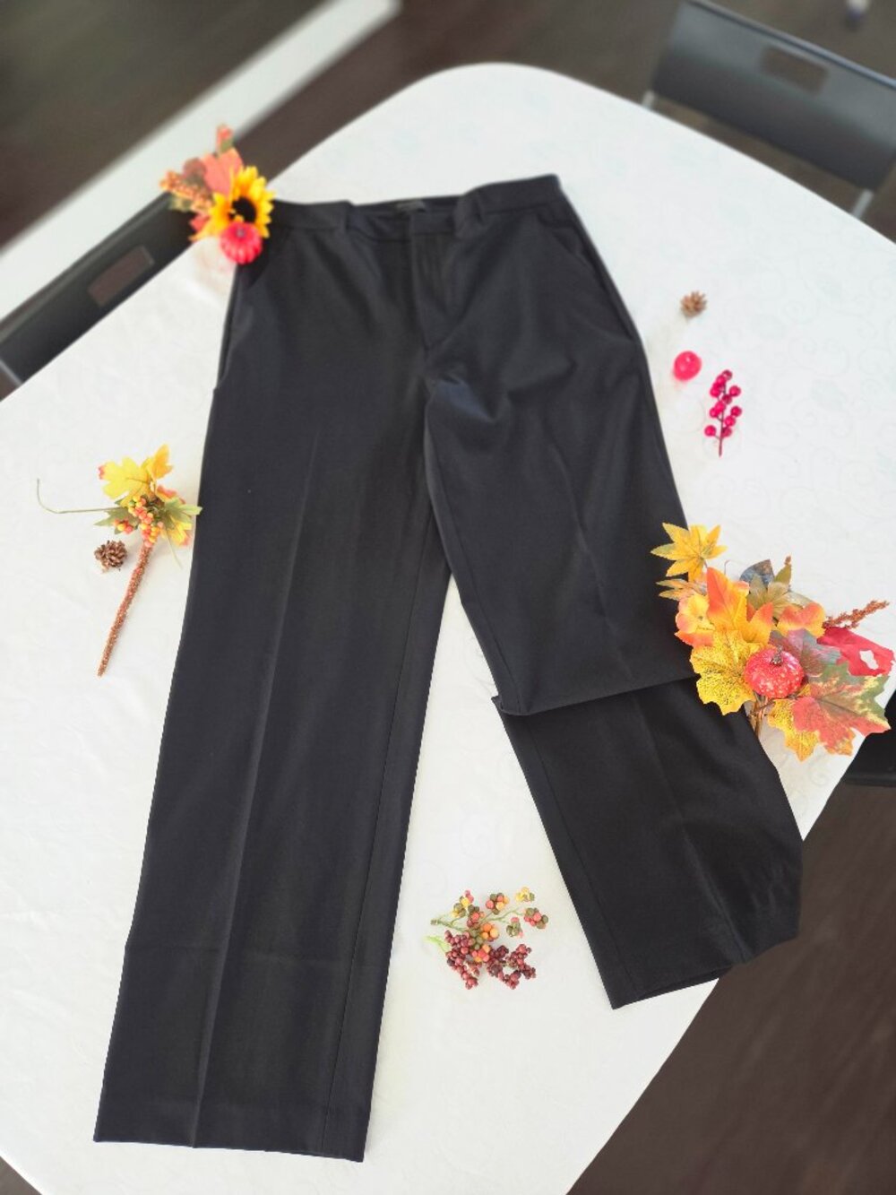 Banana Republic Sculpted Stretch Black Straight Leg Trousers Pants Size 14